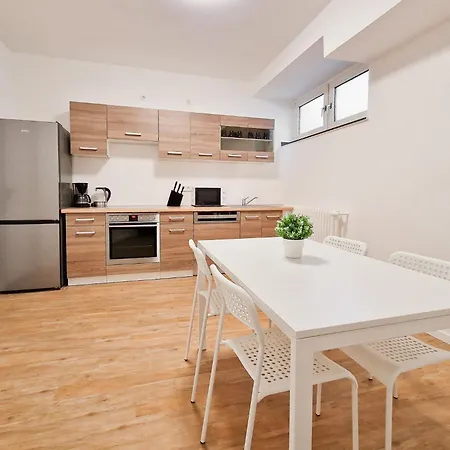 Raj Living - 1 Or 3 Room Apartments With Balcony - 20 Min Messe Dus & Airport Dus Meerbusch Exterior photo