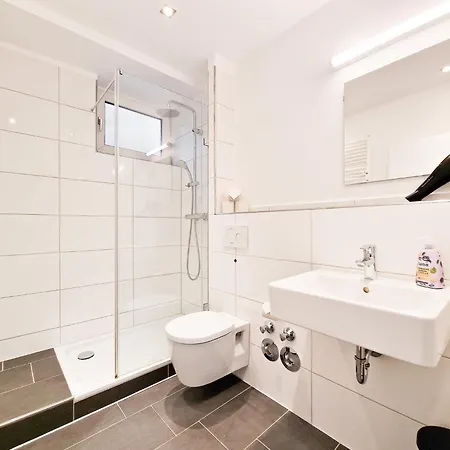 Raj Living - 1 Or 3 Room Apartments With Balcony - 20 Min Messe Dus & Airport Dus Meerbusch Exterior photo
