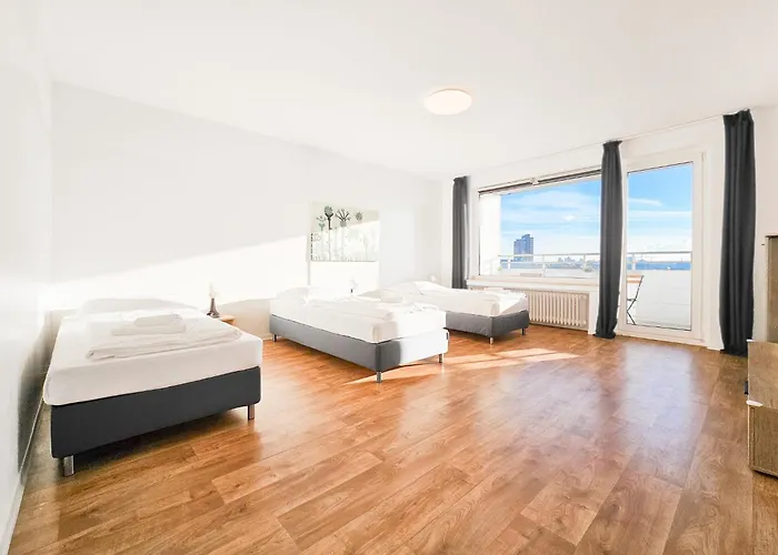 Raj Living - 1 Or 3 Room Apartments With Balcony - 20 Min Messe Dus & Airport Dus