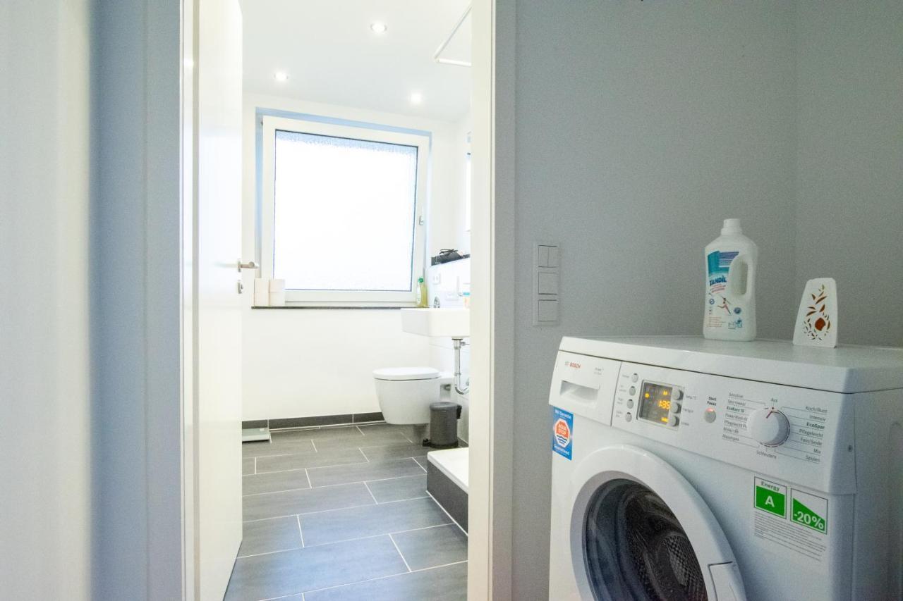 Apartment Raj Living - 1 Or 3 With Balcony - 20 Min Messe Dus & Airport Dus *