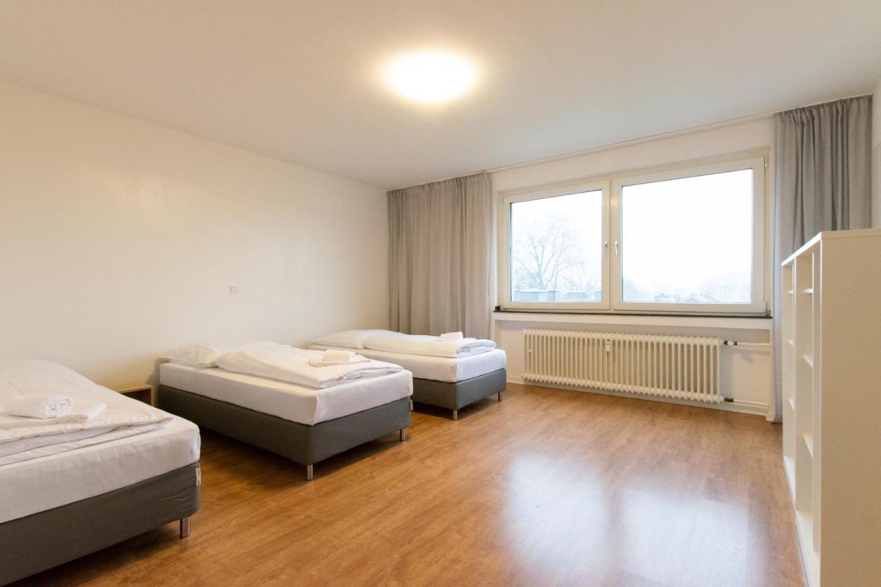 Apartment Raj Living - 1 Or 3 With Balcony - 20 Min Messe Dus & Airport Dus Meerbusch