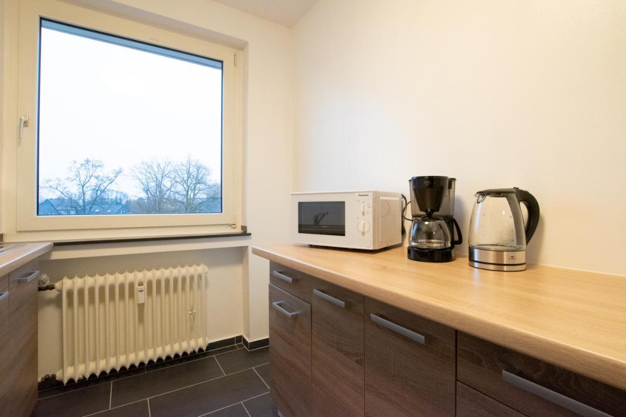 Apartment Raj Living - 1 Or 3 With Balcony - 20 Min Messe Dus & Airport Dus *