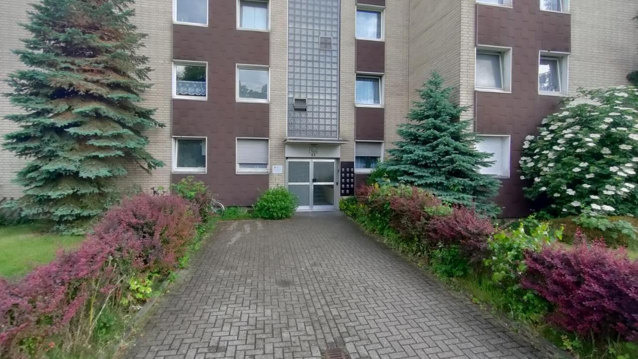 Apartment Raj Living - 1 Or 3 With Balcony - 20 Min Messe Dus & Airport Dus