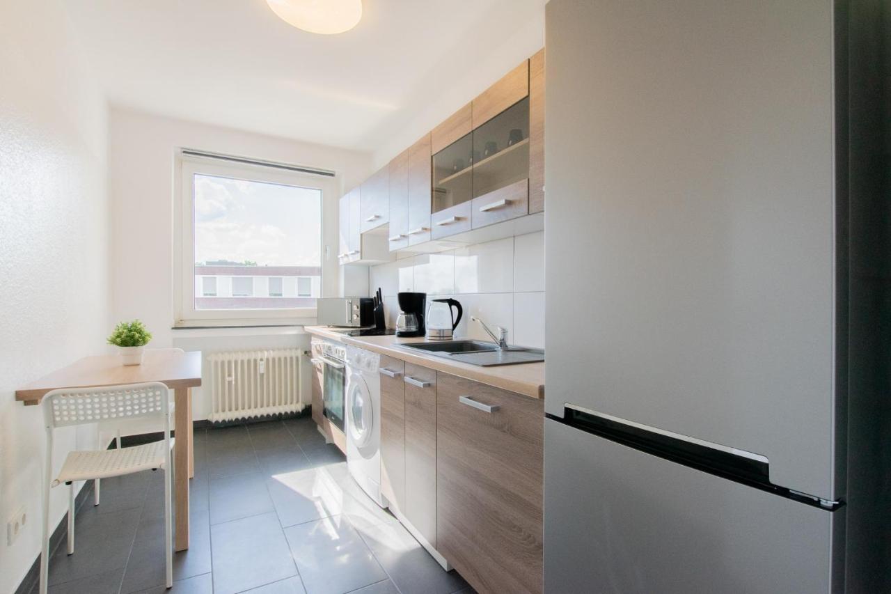 Apartment Raj Living - 1 Or 3 With Balcony - 20 Min Messe Dus & Airport Dus Meerbusch
