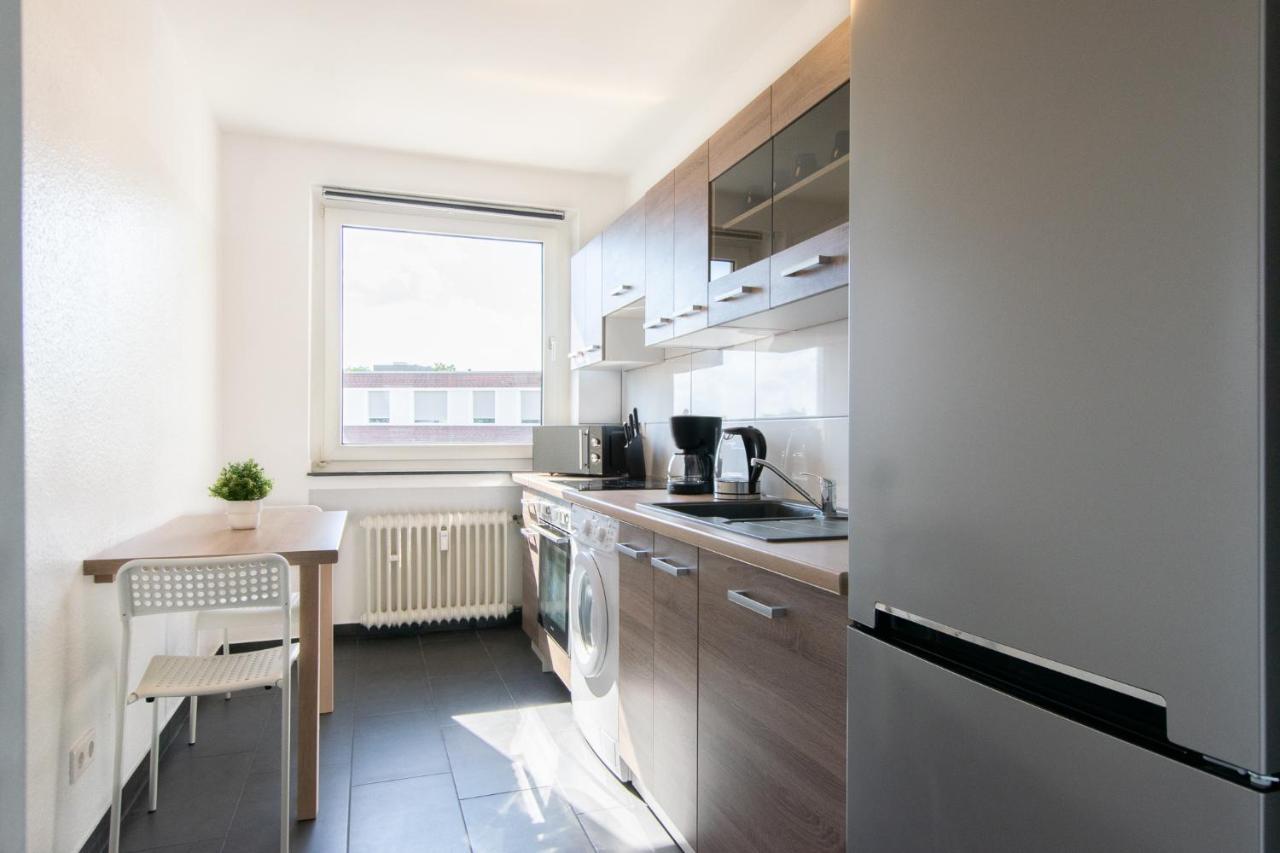 Raj Living - 1 Or 3 With Balcony - 20 Min Messe Dus & Airport Dus *