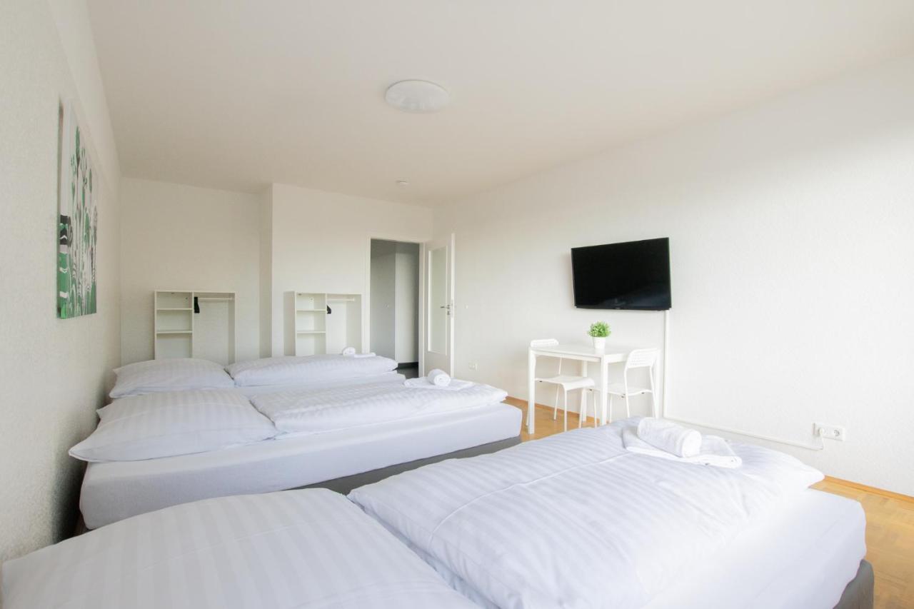 Raj Living - 1 Or 3 With Balcony - 20 Min Messe Dus & Airport Dus Apartment Meerbusch