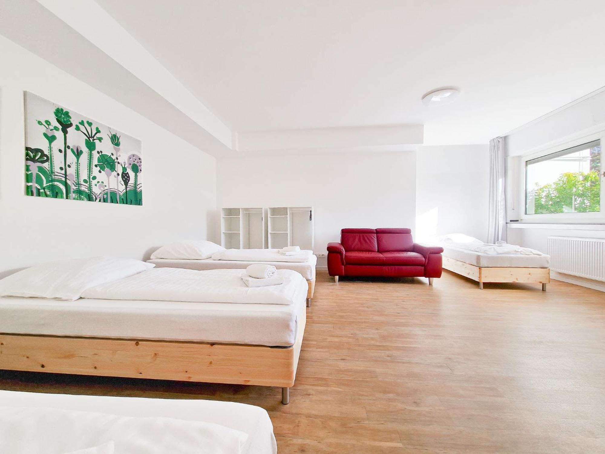 Apartment Raj Living - 1 Or 3 With Balcony - 20 Min Messe Dus & Airport Dus Meerbusch