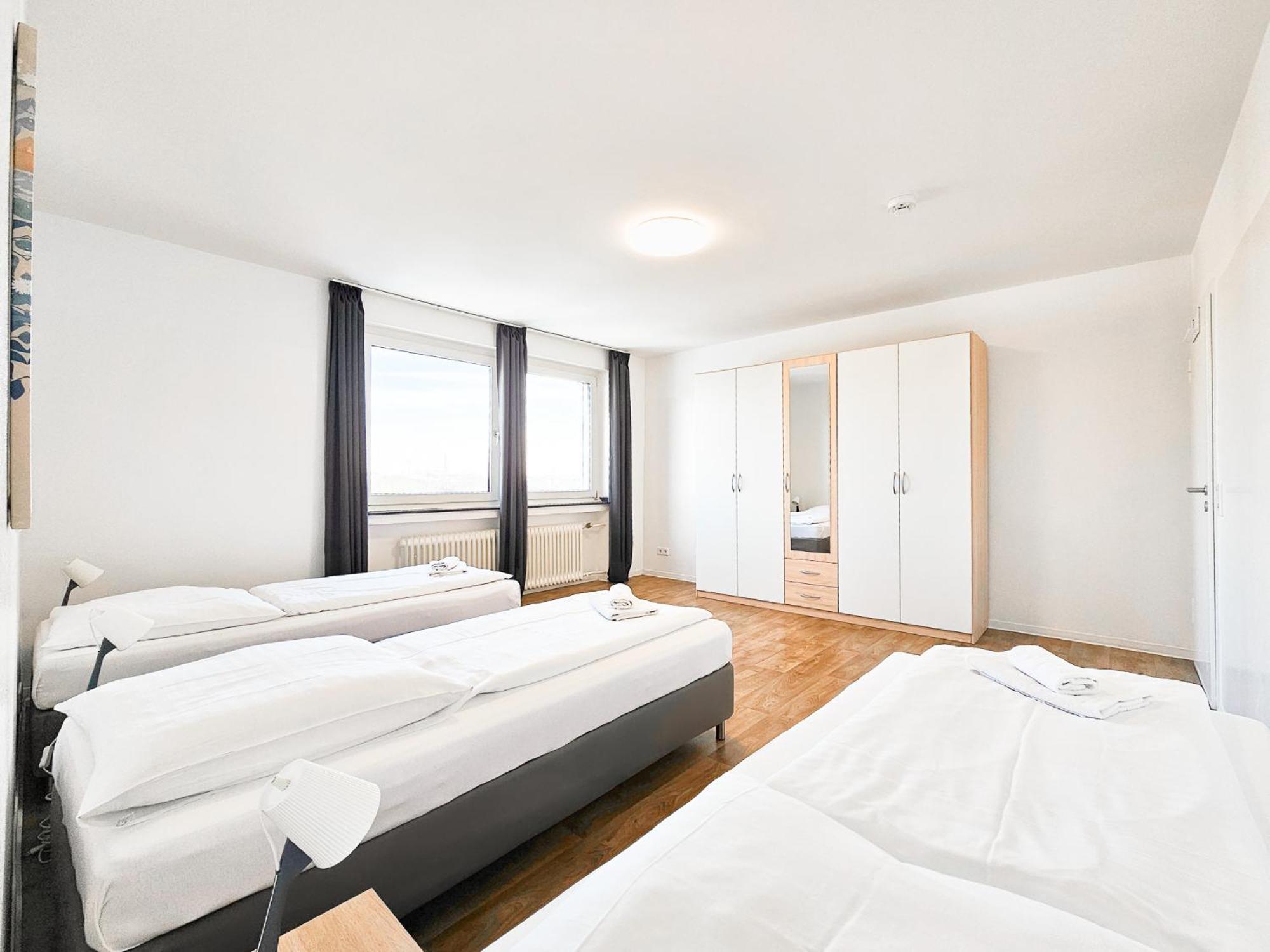 Raj Living - 1 Or 3 With Balcony - 20 Min Messe Dus & Airport Dus Meerbusch